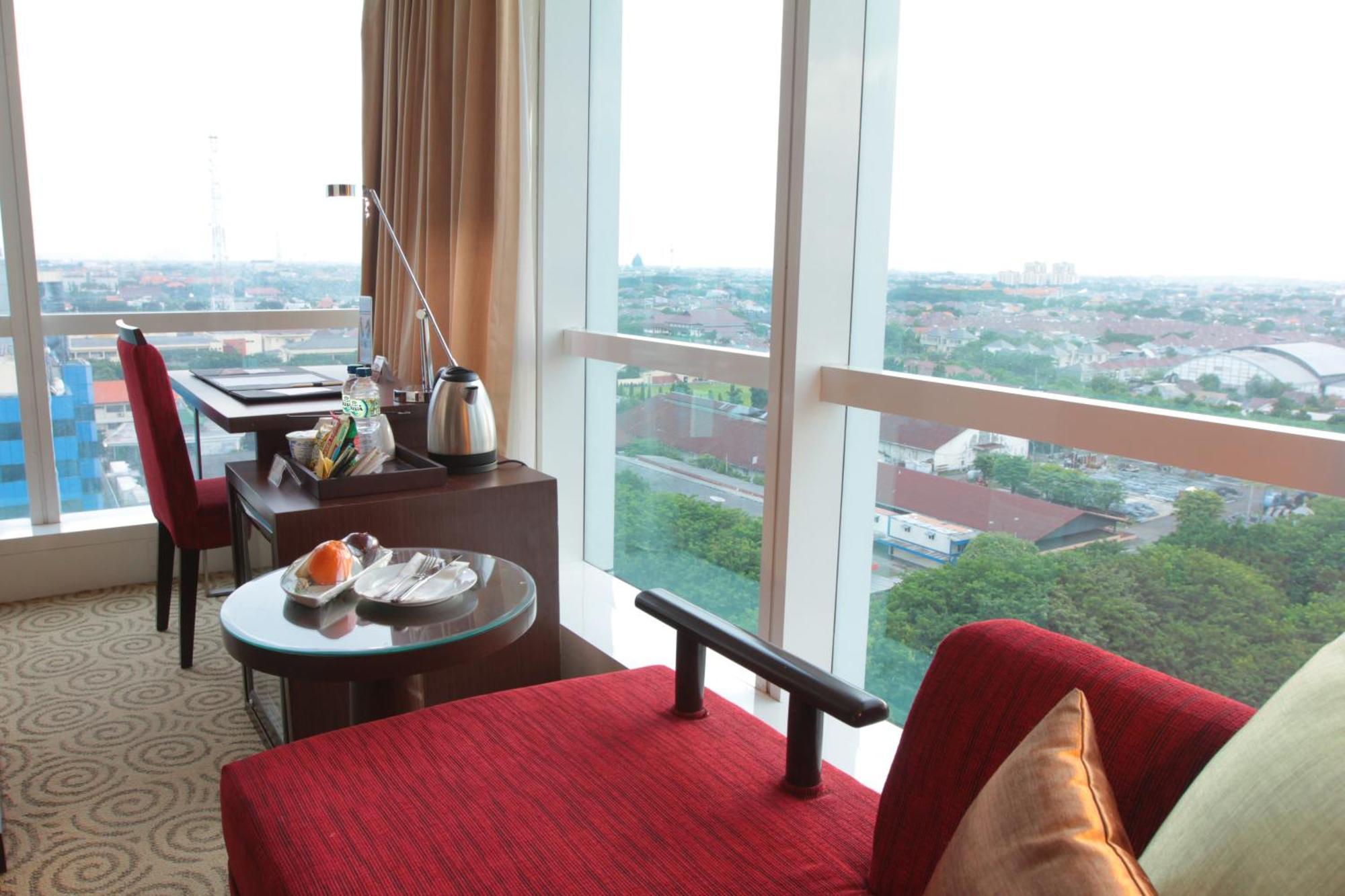 The Alana Surabaya Hotell Eksteriør bilde