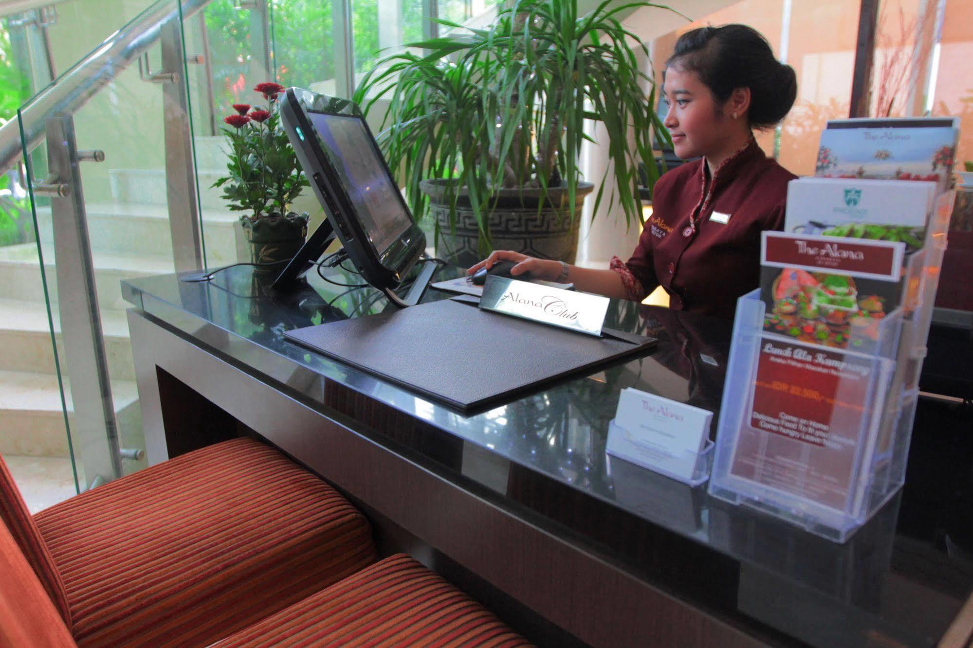 The Alana Surabaya Hotell Eksteriør bilde