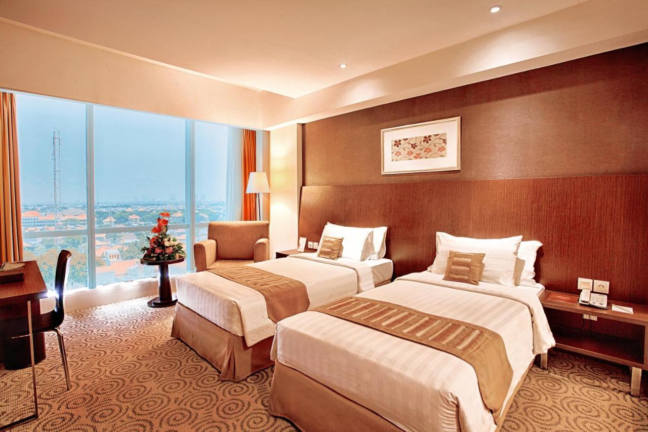 The Alana Surabaya Hotell Eksteriør bilde